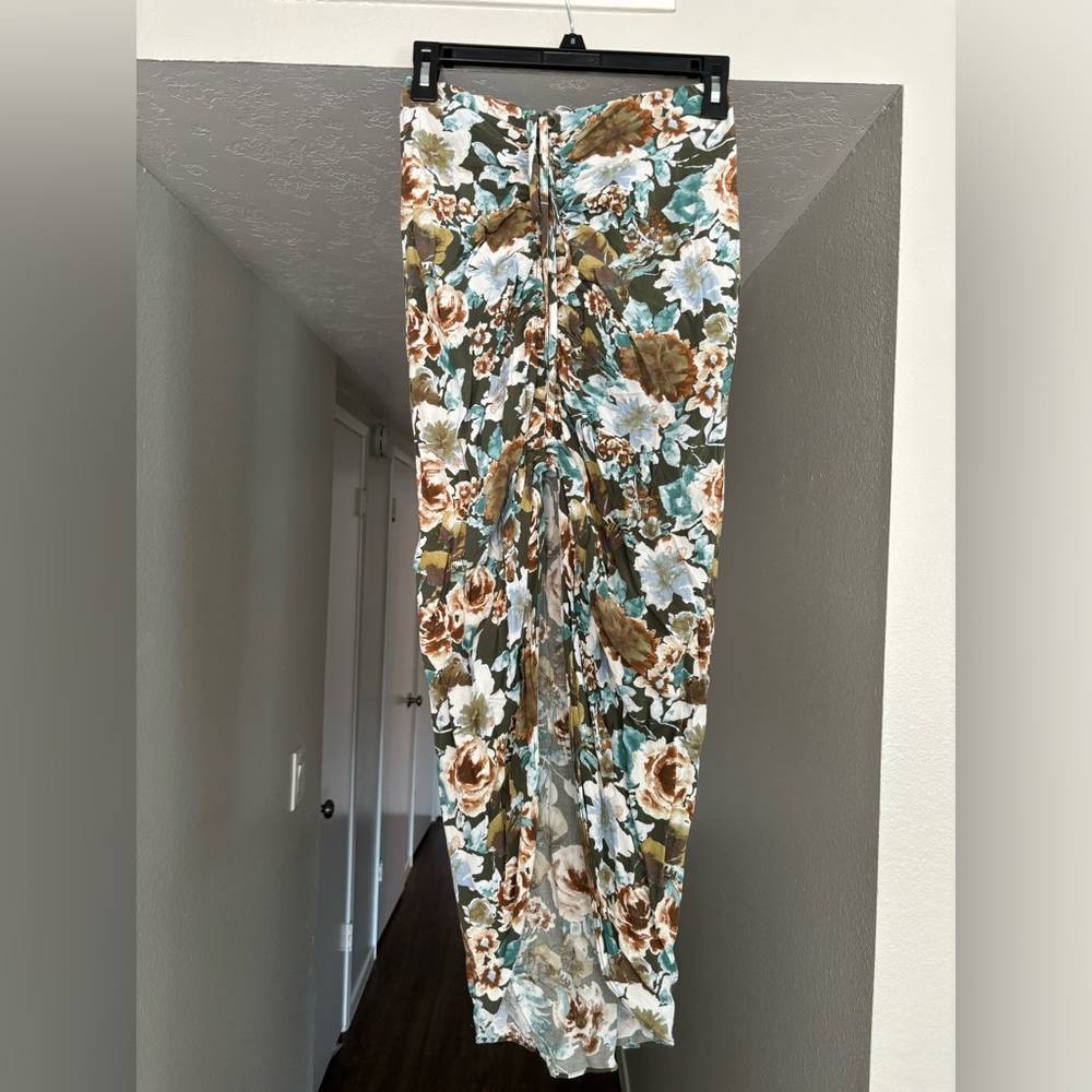 Mustard Seed Skirt. Size small.